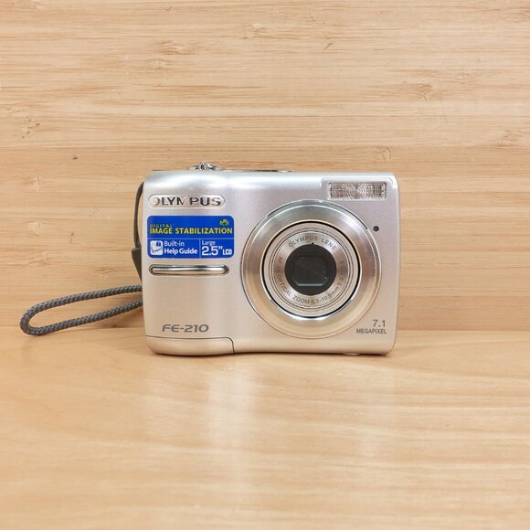 Olympus FE-210 / 7MP Digital Camera / 3× Optical Zoom / Tested & Working - Picture 2 of 7